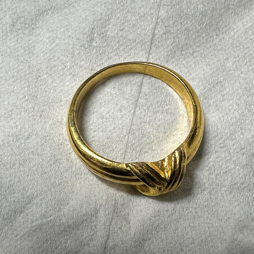 Vintage Gold (plated)Knot Ring-little wear & tear- bearly recognizable